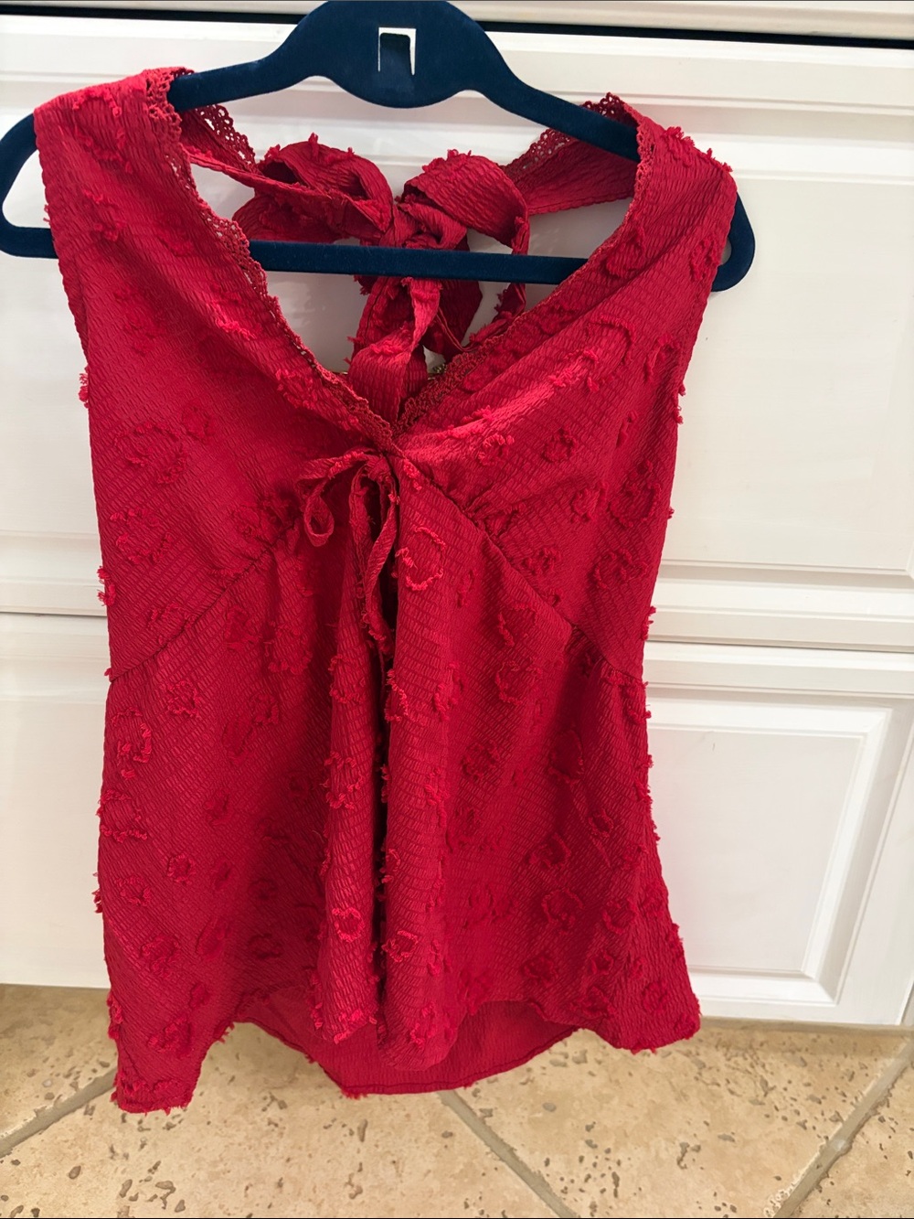 Elegant Red Tie-Back Textured Camisole